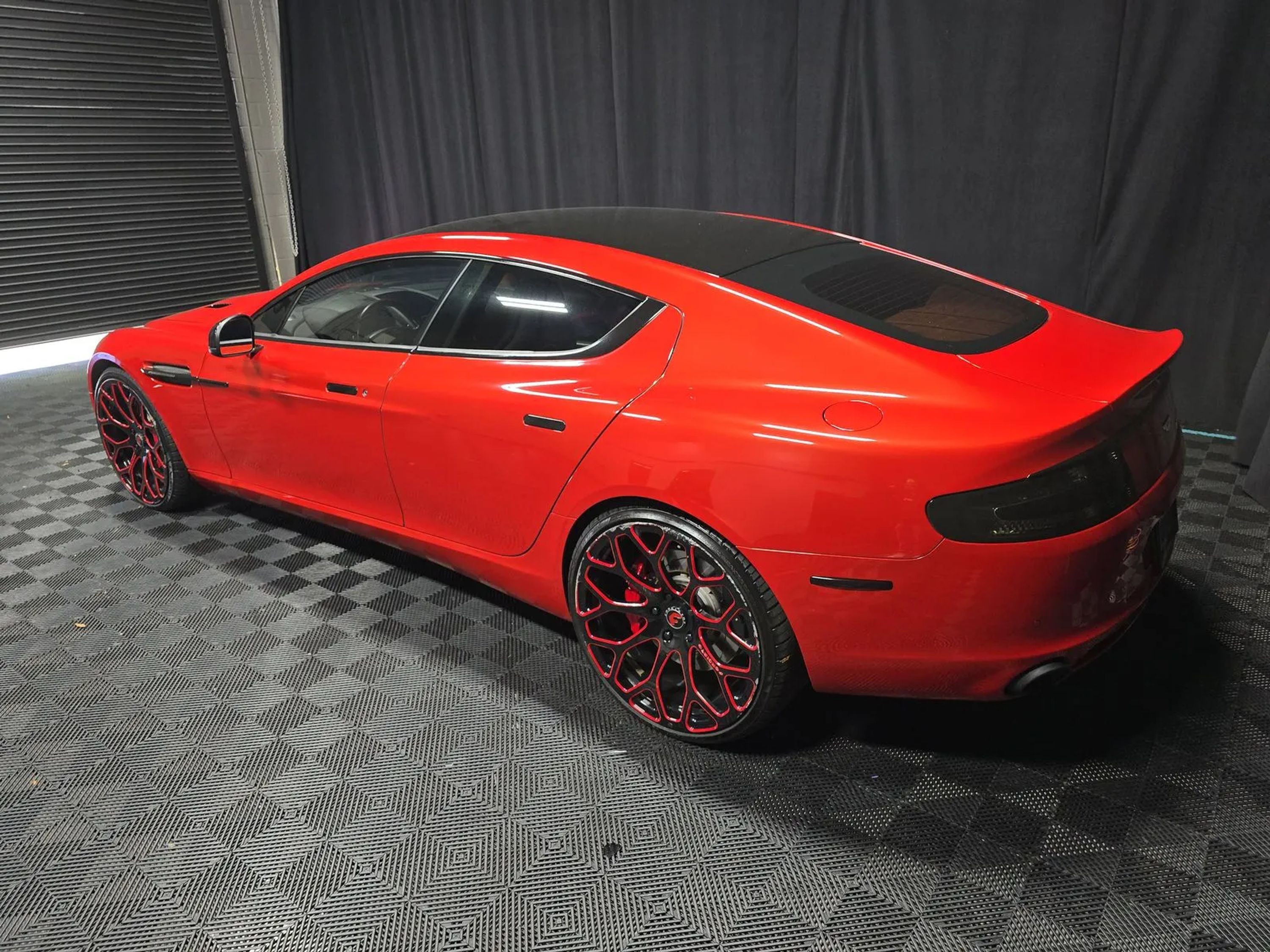 aston martin rapide 2014 SCFHDDAT8EGF03902 image aston martin rapide 2014 SCFHDDAT8EGF03902 image